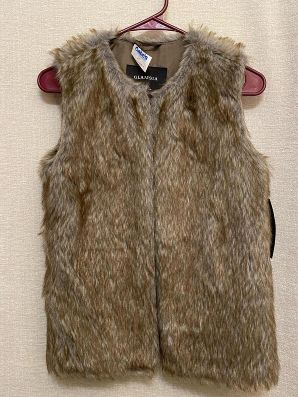 Glamsia Faux Fur Vest in Brown
